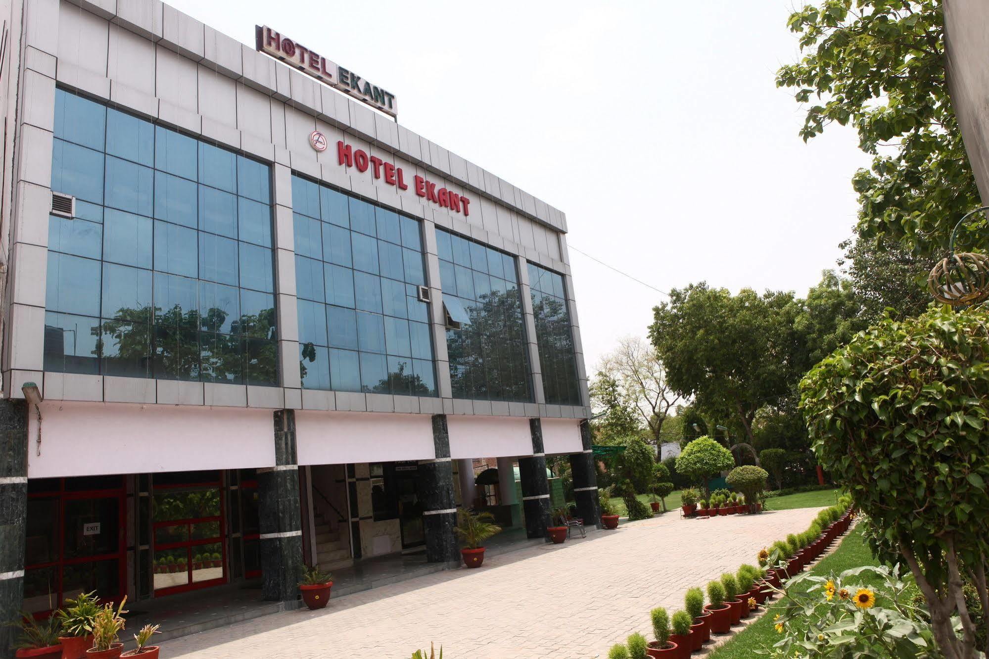 Hotel Ekant Faridabad Exterior foto